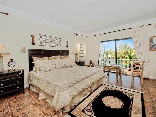 Pine Bay Exec Villa