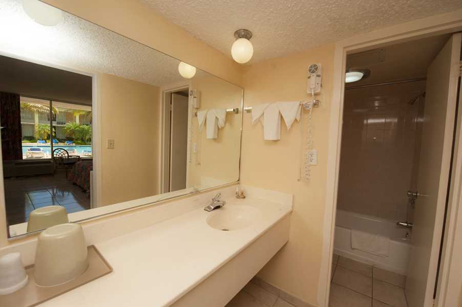 IDEAL HOTEL INVESTMENT