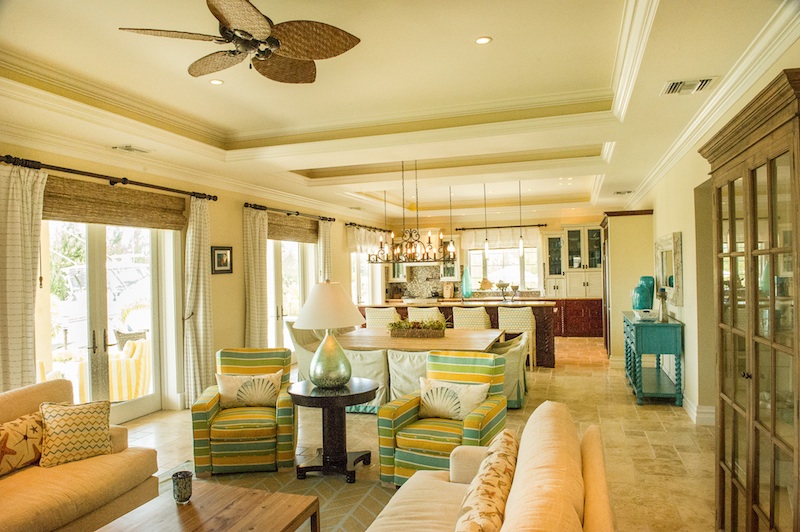Grand Bahamian Waterfront Estate