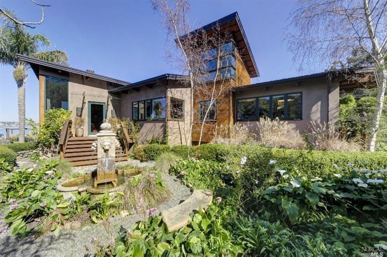 5164 Paradise Drive