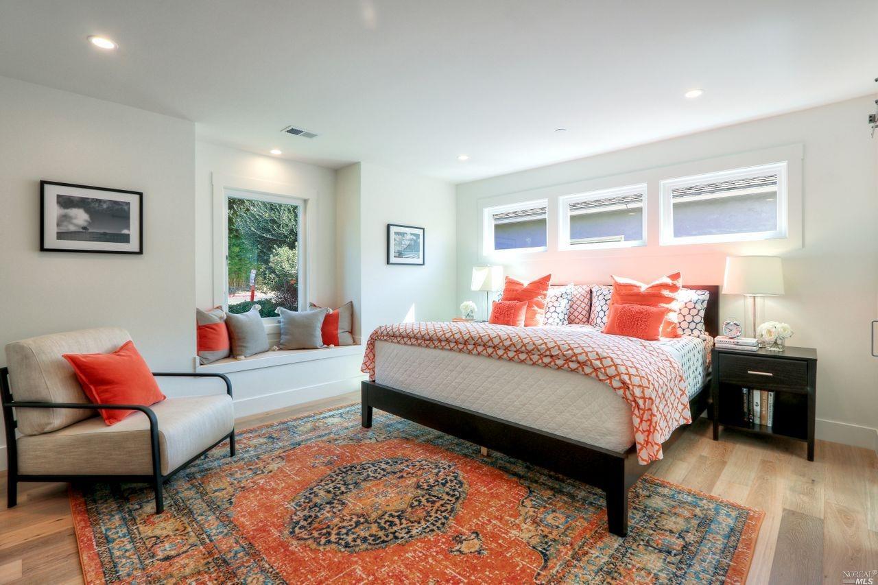 31 Alvarado Ave