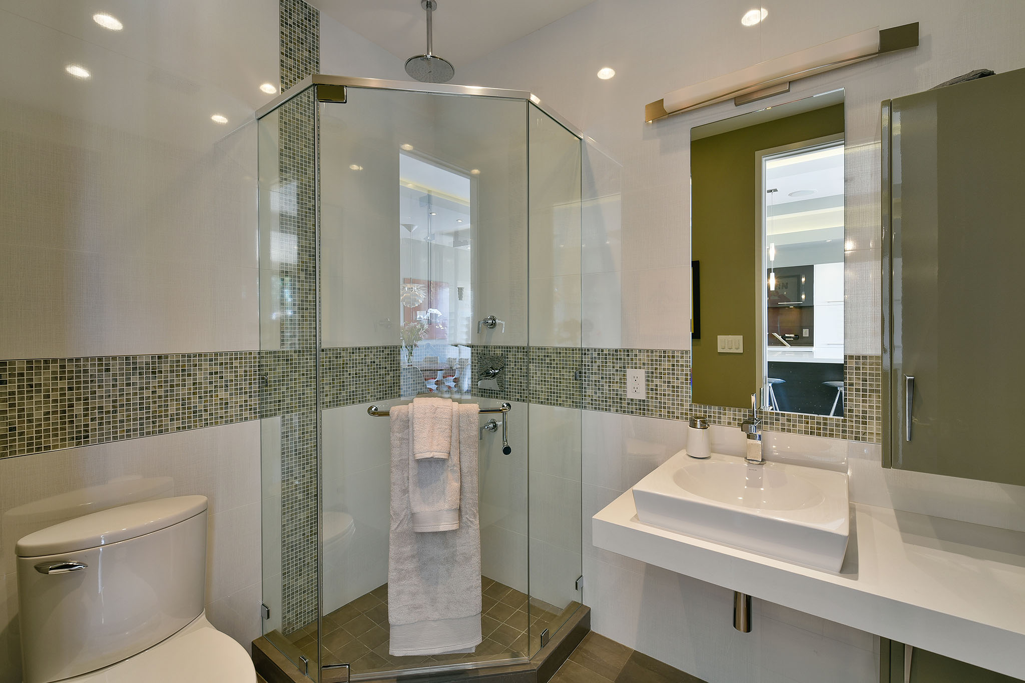 457 Buena Vista East
