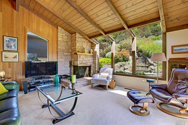 154 Rock Hill Dr