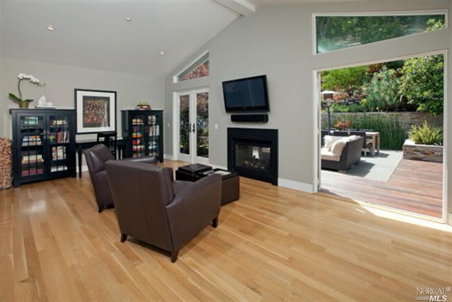 336 Laurel Way