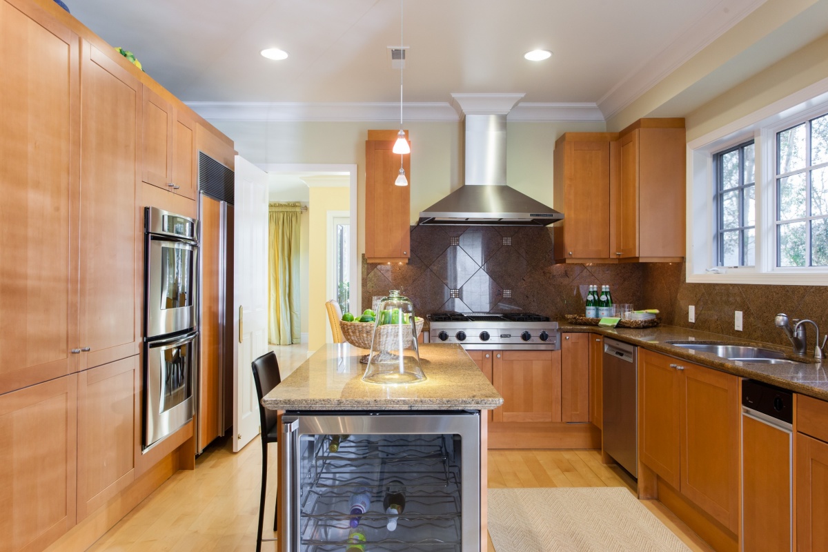 80 De Silva Island Drive