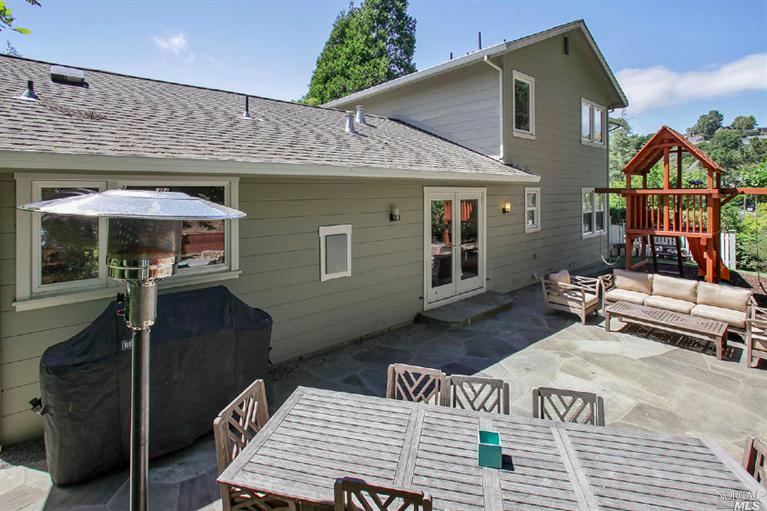 23 S Knoll Rd