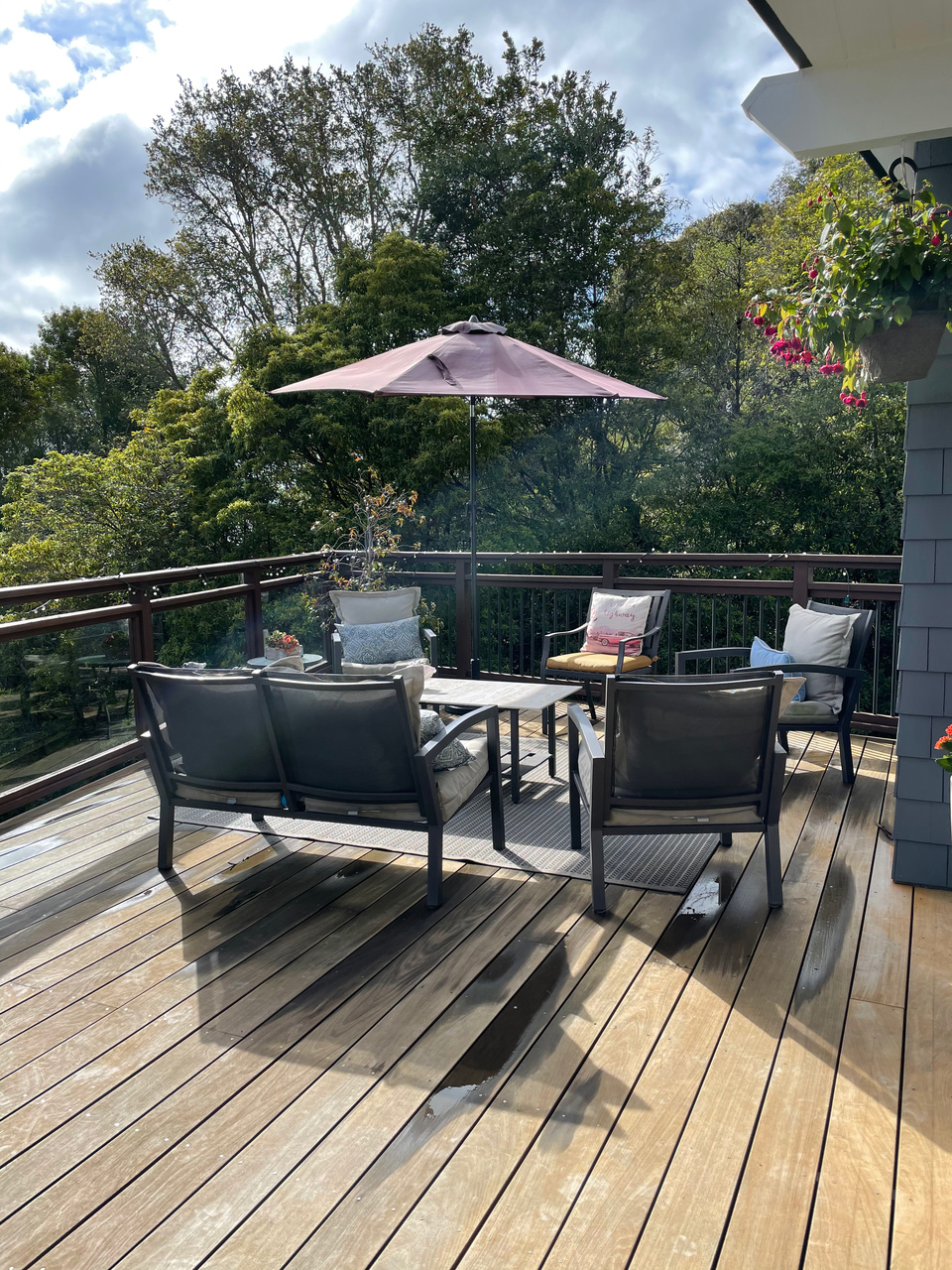 250 Seaview Dr