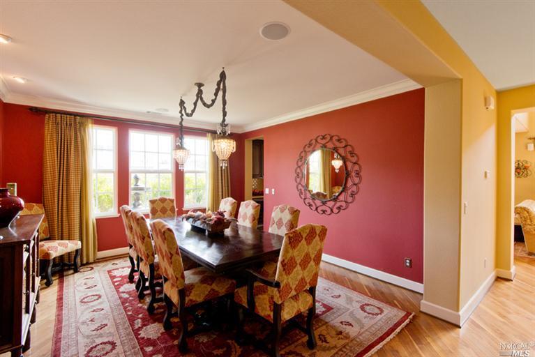 3 W Barberry Place