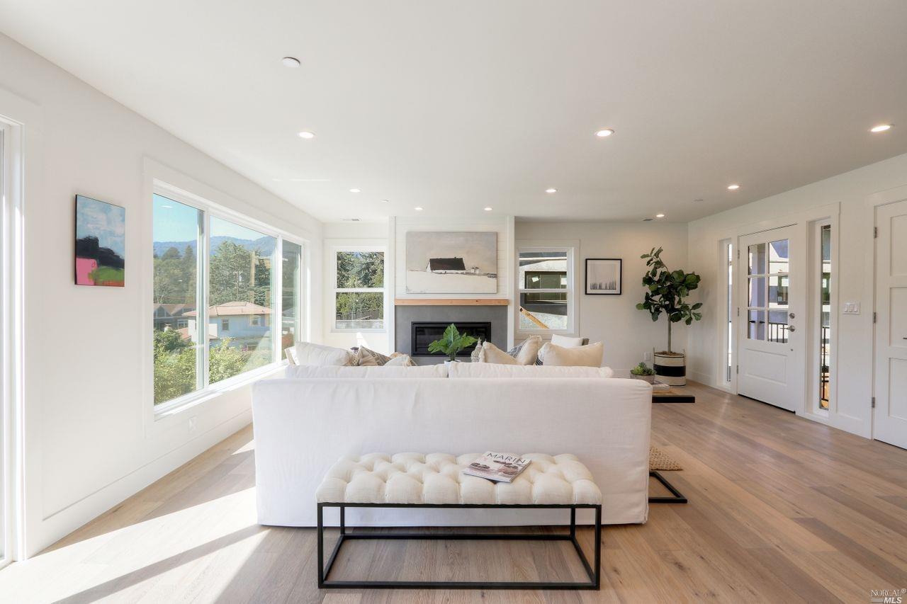 31 Alvarado Ave