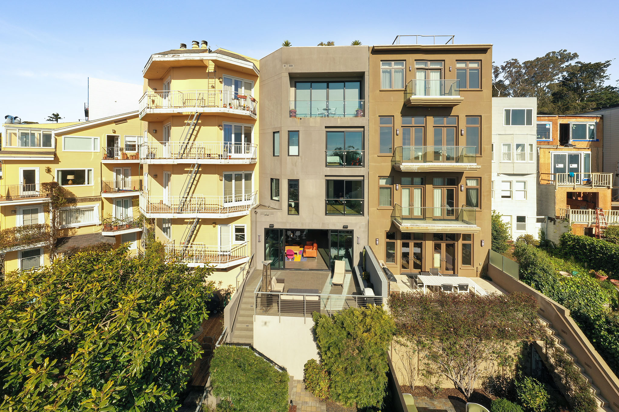457 Buena Vista East