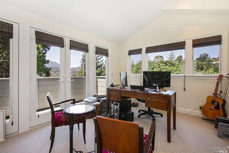 23 S Knoll Rd