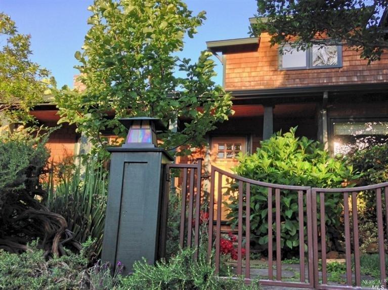 14 Lilac Ave