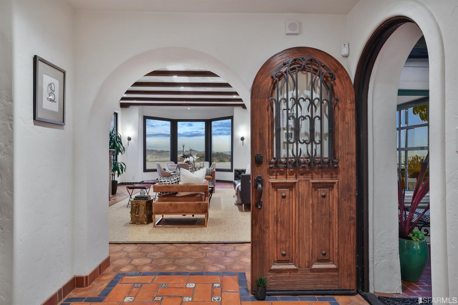 268  Lombard St 1