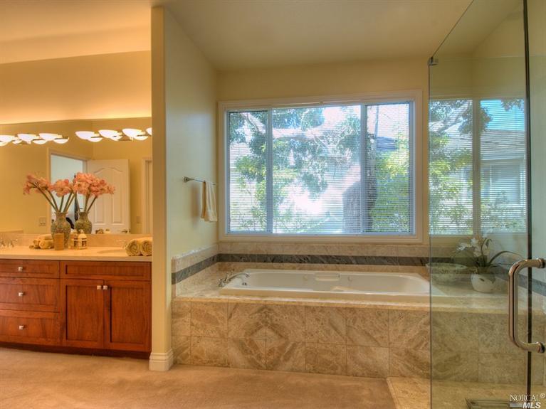 13 Upper Cecilia Way