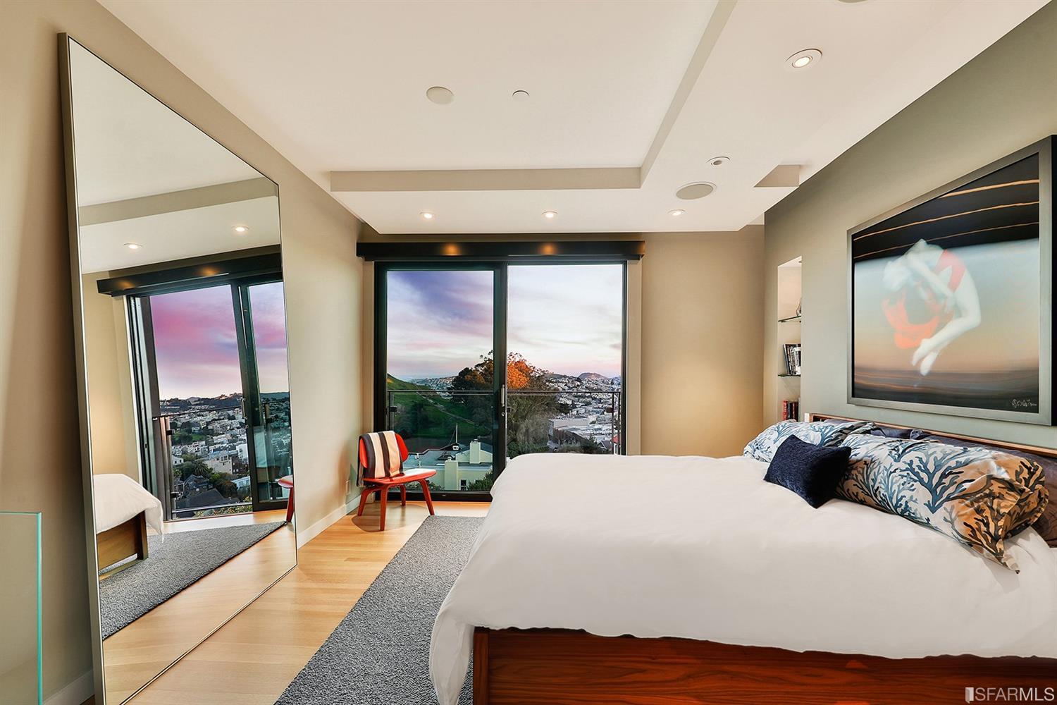 457 Buena Vista East
