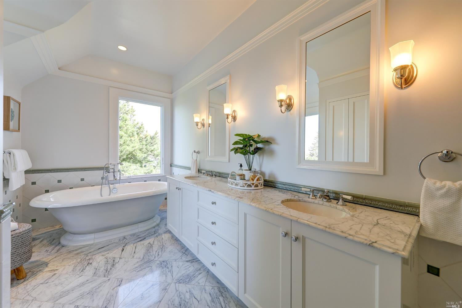 401 Golden Gate