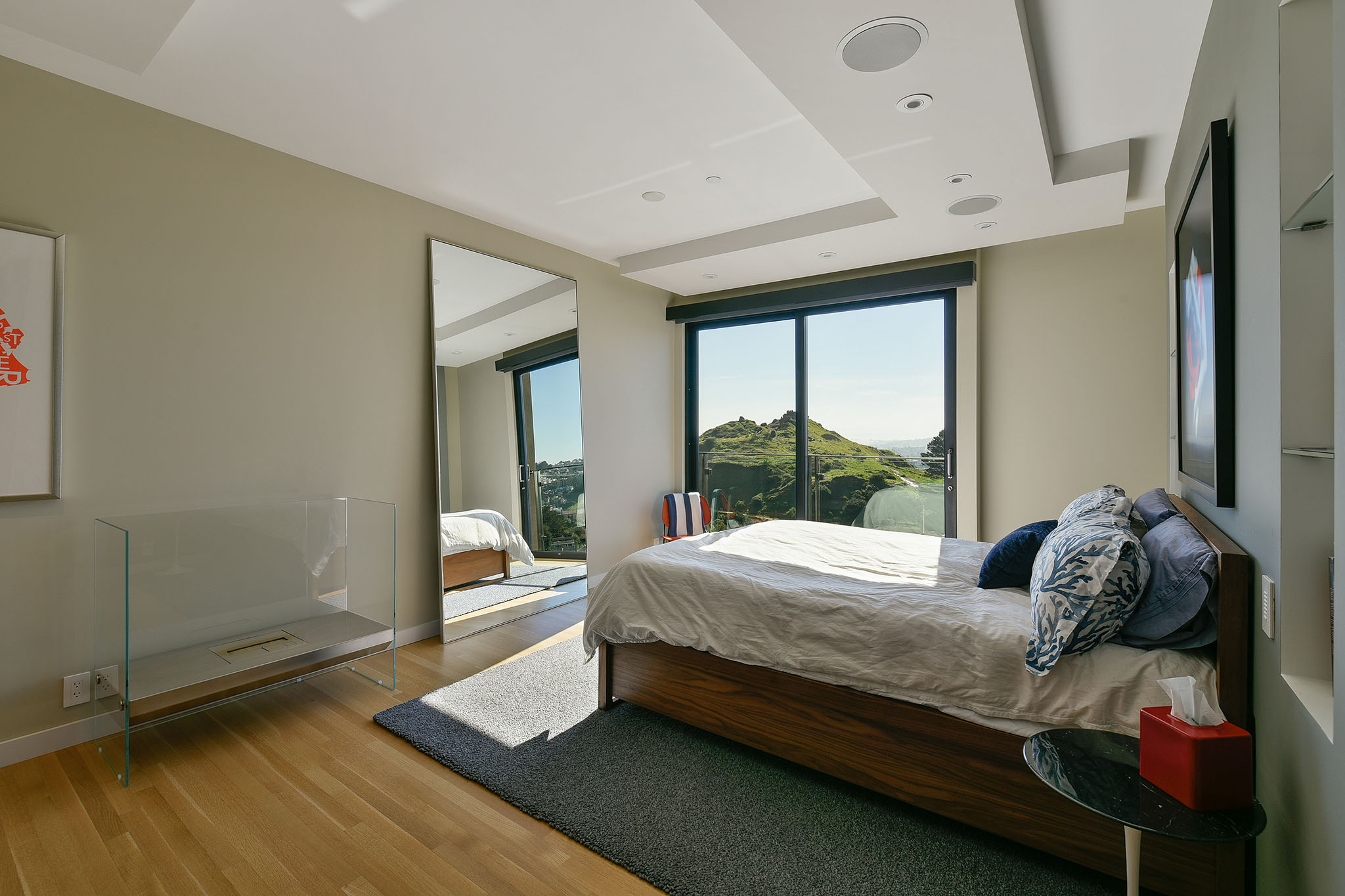 457 Buena Vista East