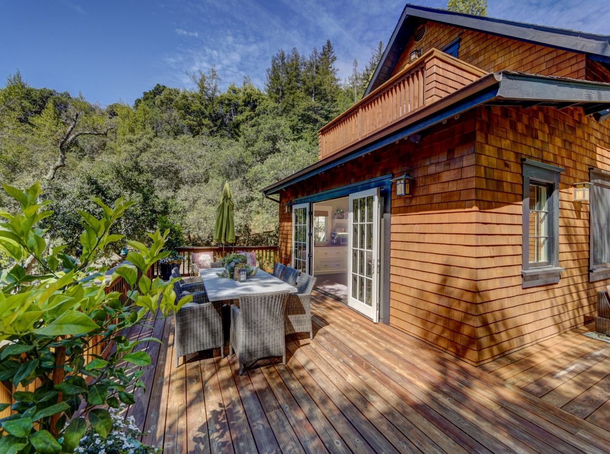 18 Canyon Road