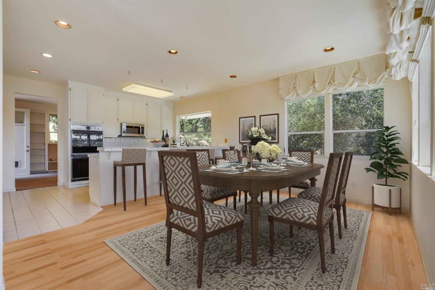 42 West Oak Knoll