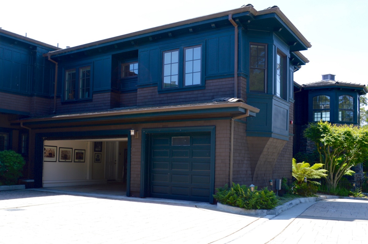 52 De Silva Island Dr