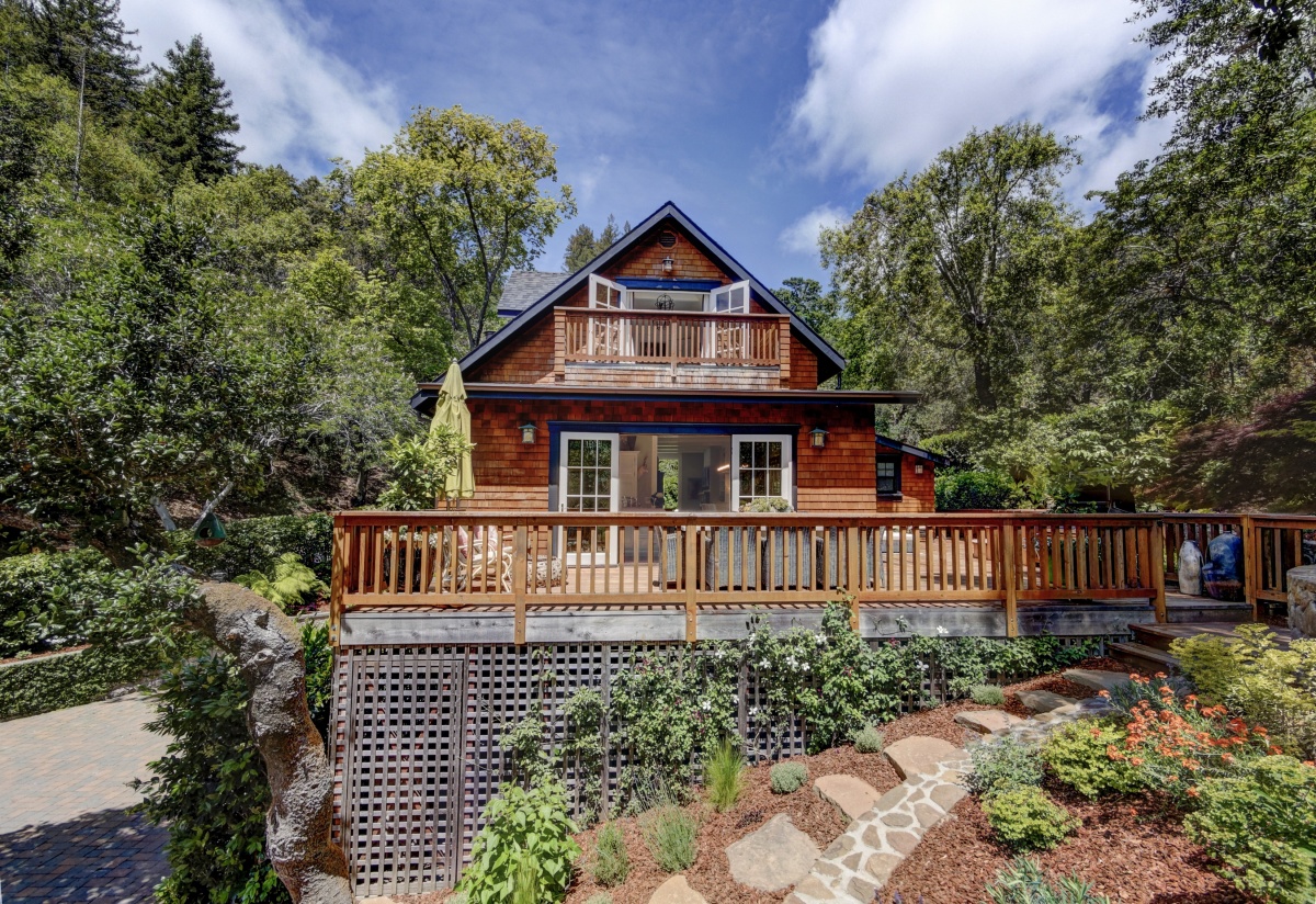 18 Canyon Road