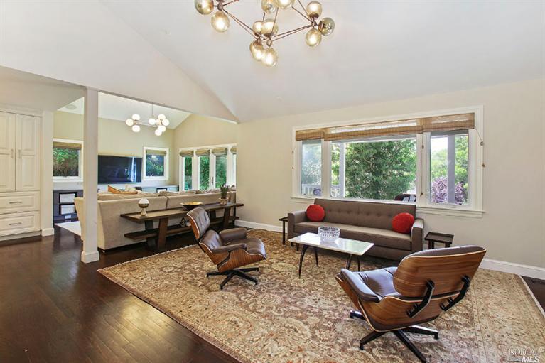 23 S Knoll Rd