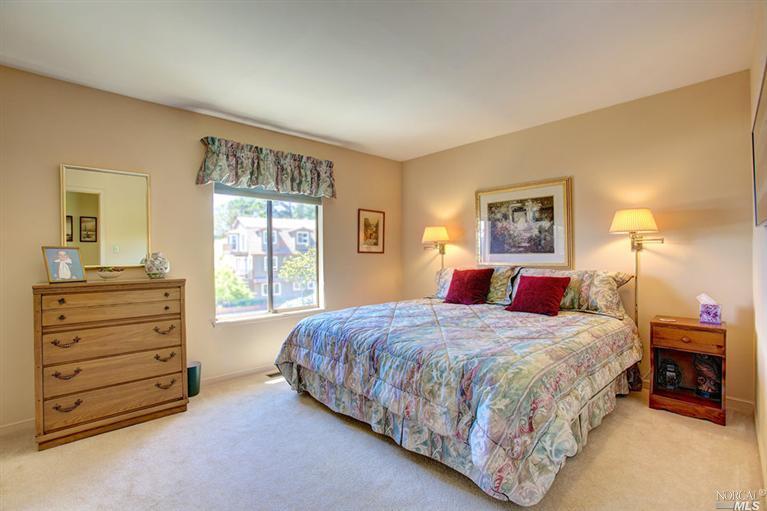 154 Rock Hill Dr
