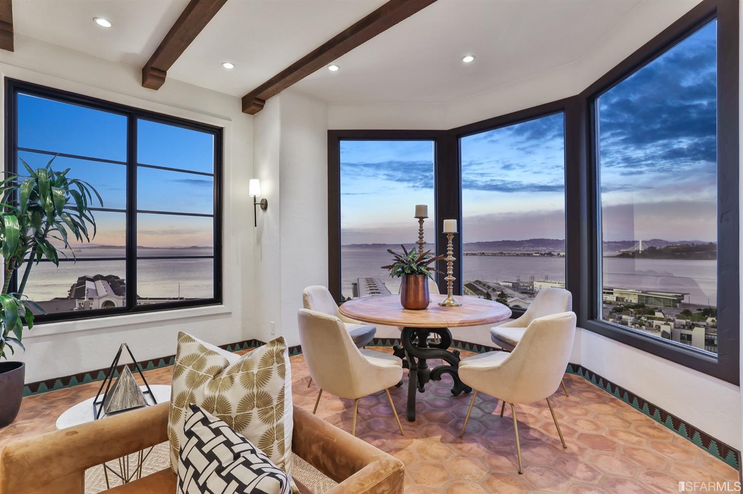 268  Lombard St 1
