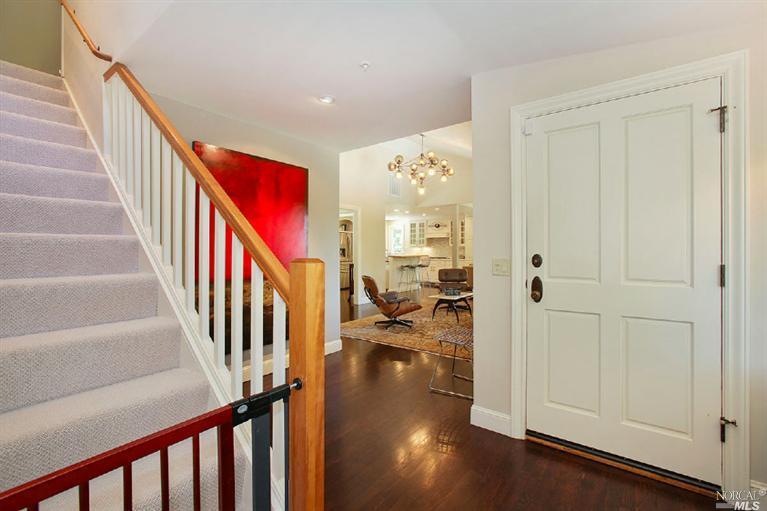 23 S Knoll Rd