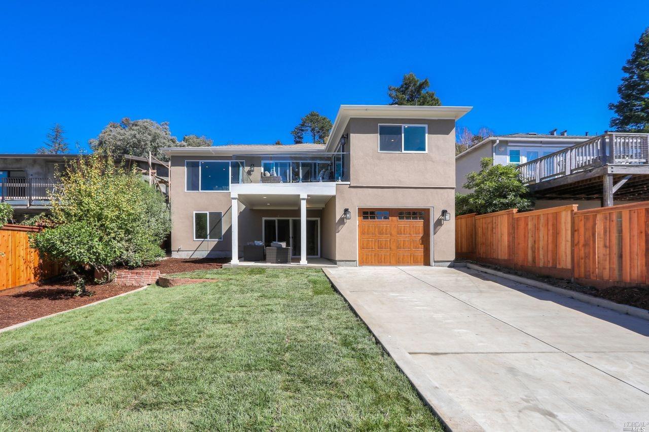 31 Alvarado Ave