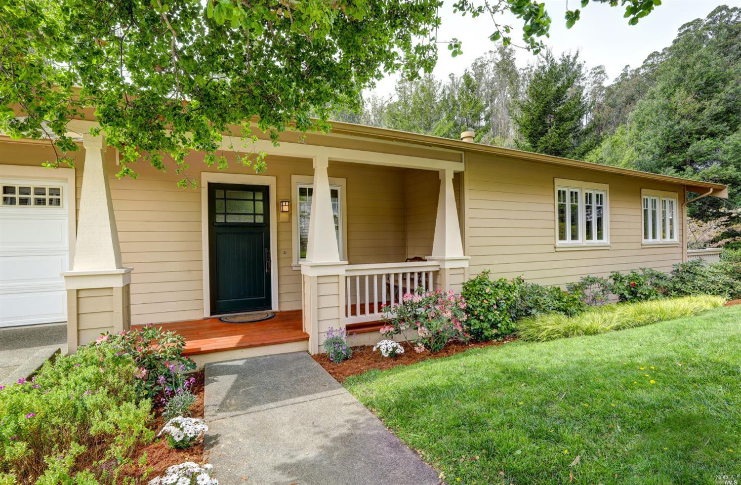 529 Alta Way