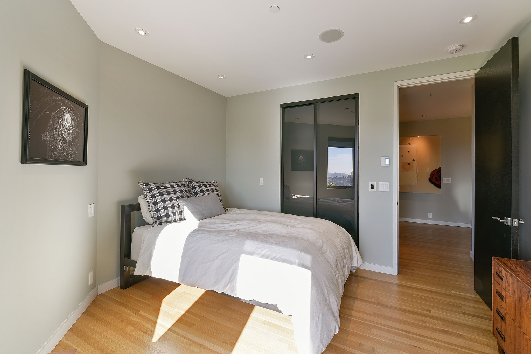 457 Buena Vista East