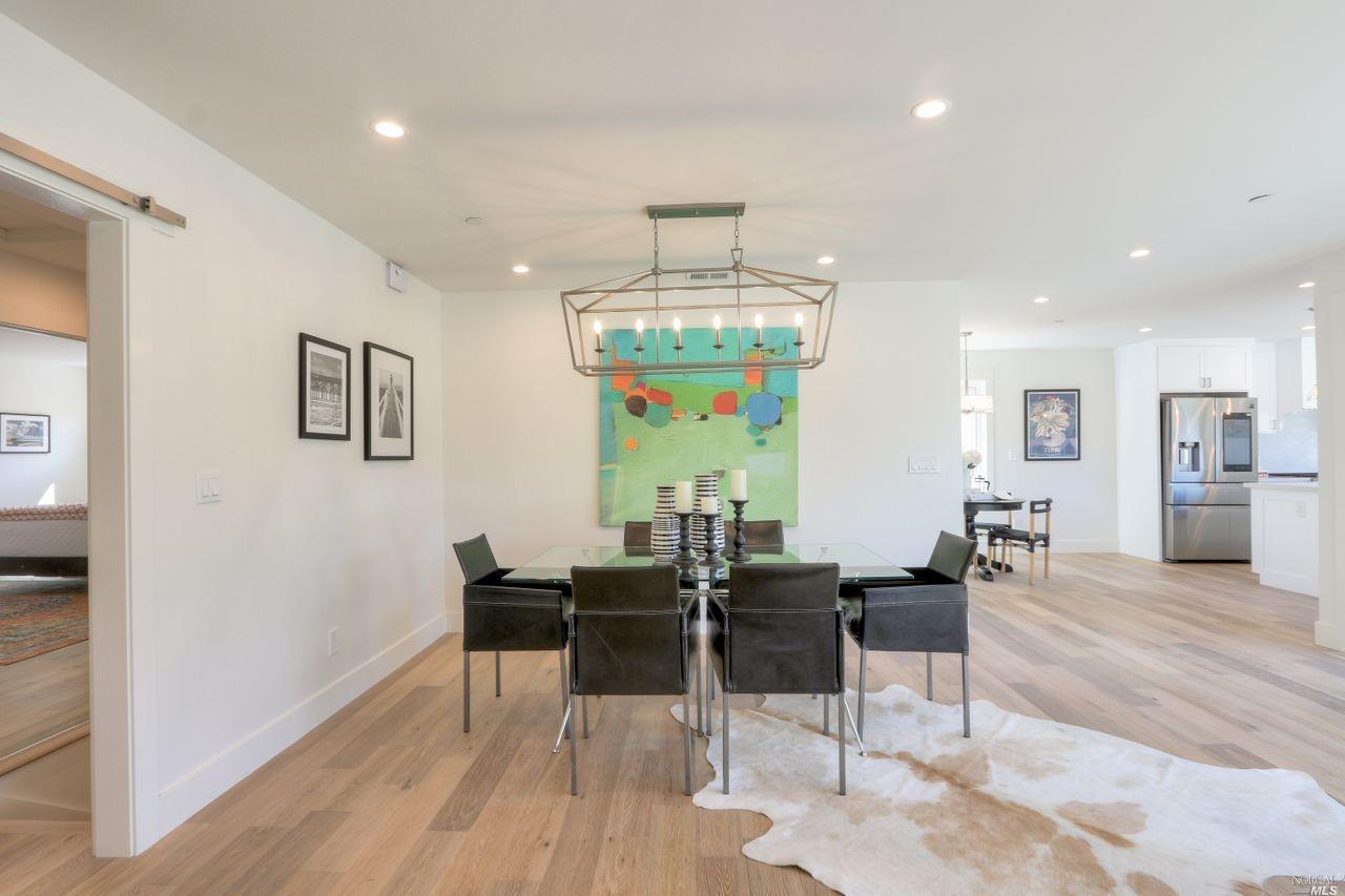 31 Alvarado Ave
