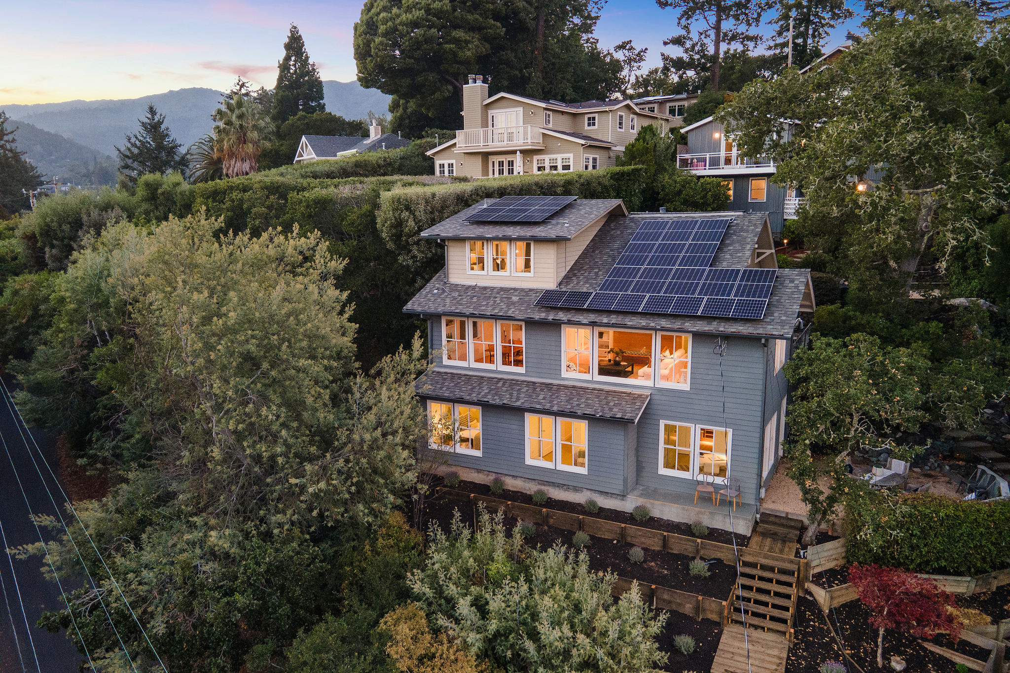 25 Euterpe St