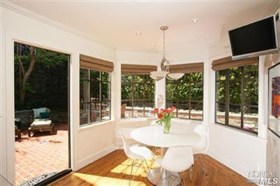 9 Linda Vista Avenue