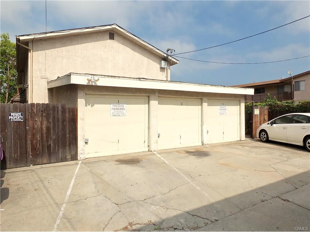 1060 Belmont
