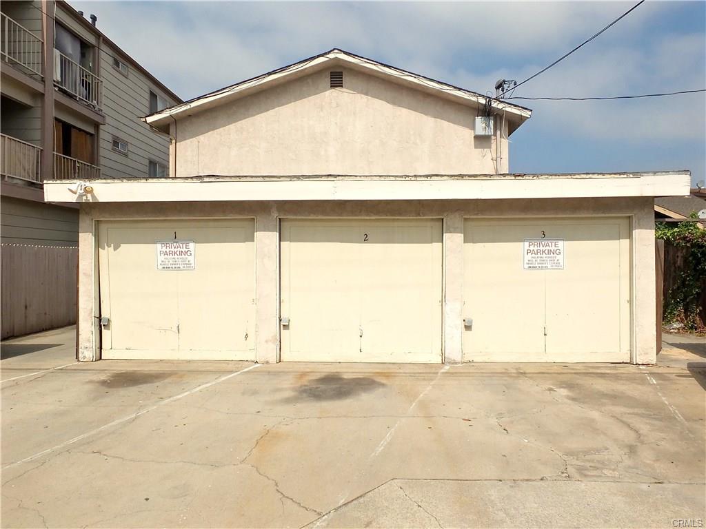 1060 Belmont