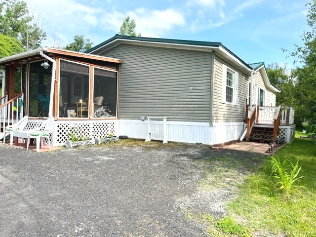 130 Robert Ct.