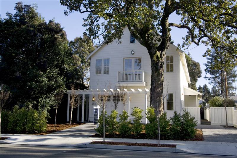 332 East Street
