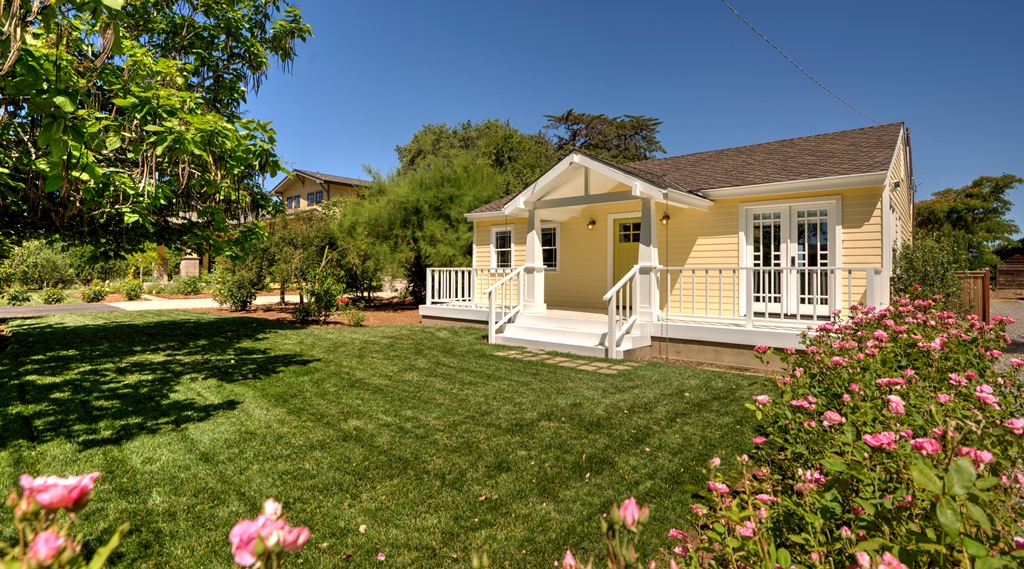 493 West North Street