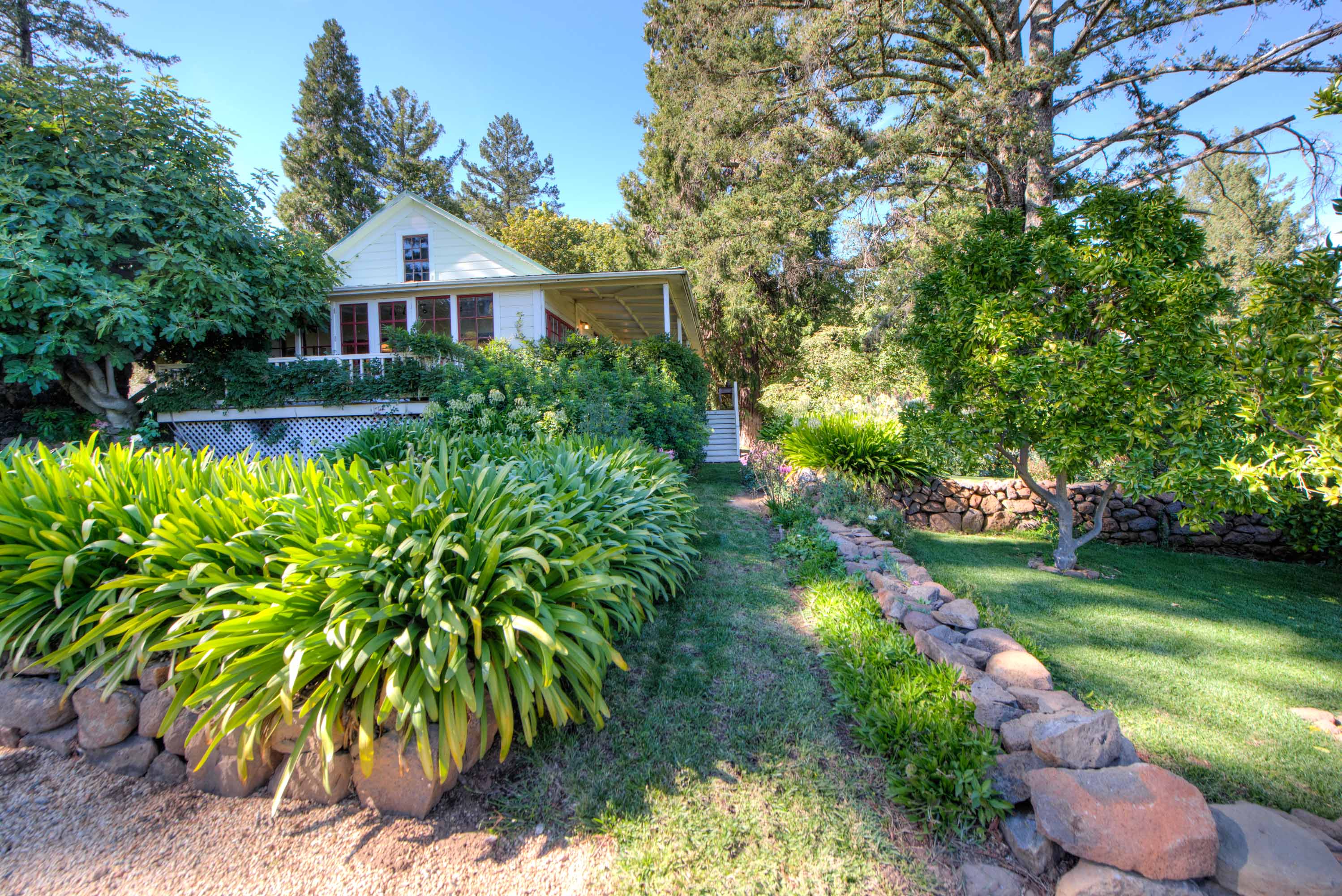 2121 Diamond Mountain Road