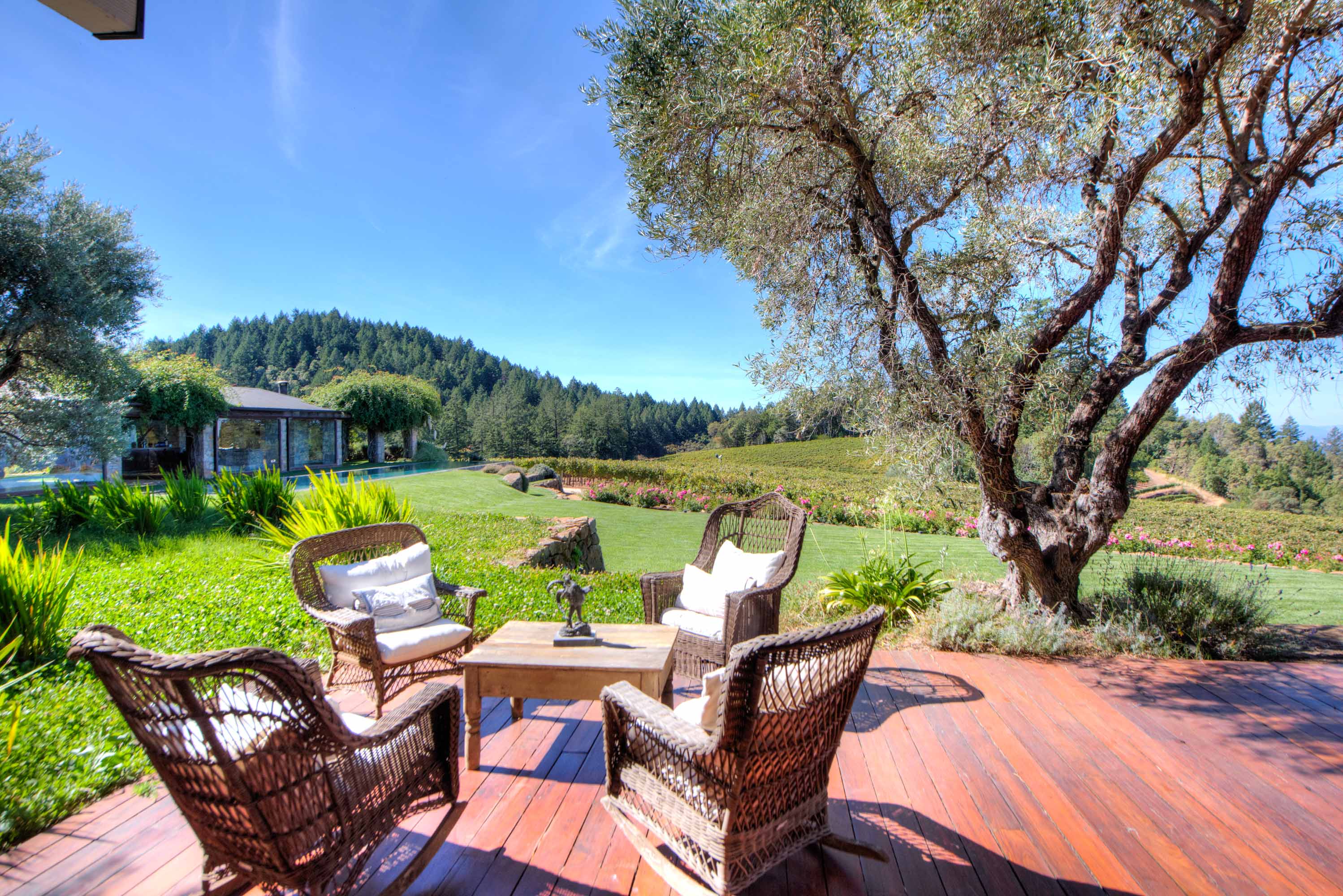 2121 Diamond Mountain Road