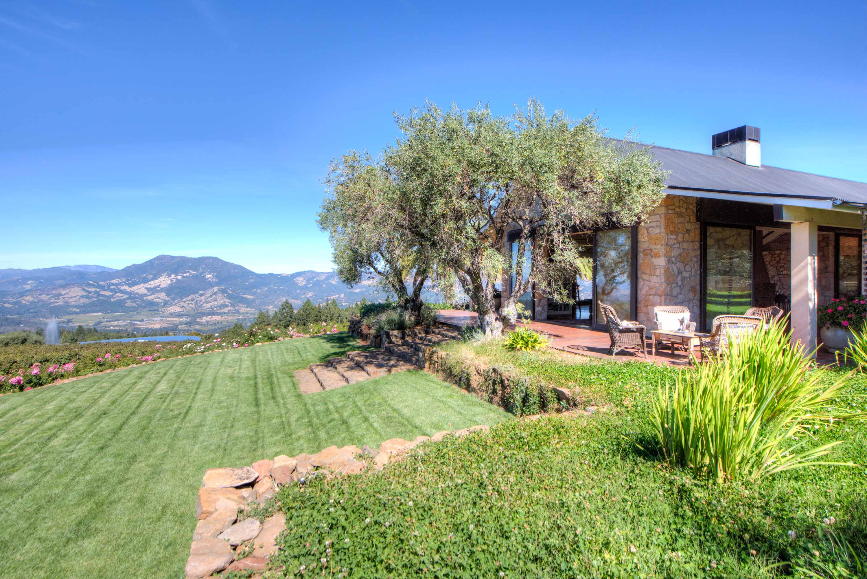 2121 Diamond Mountain Road