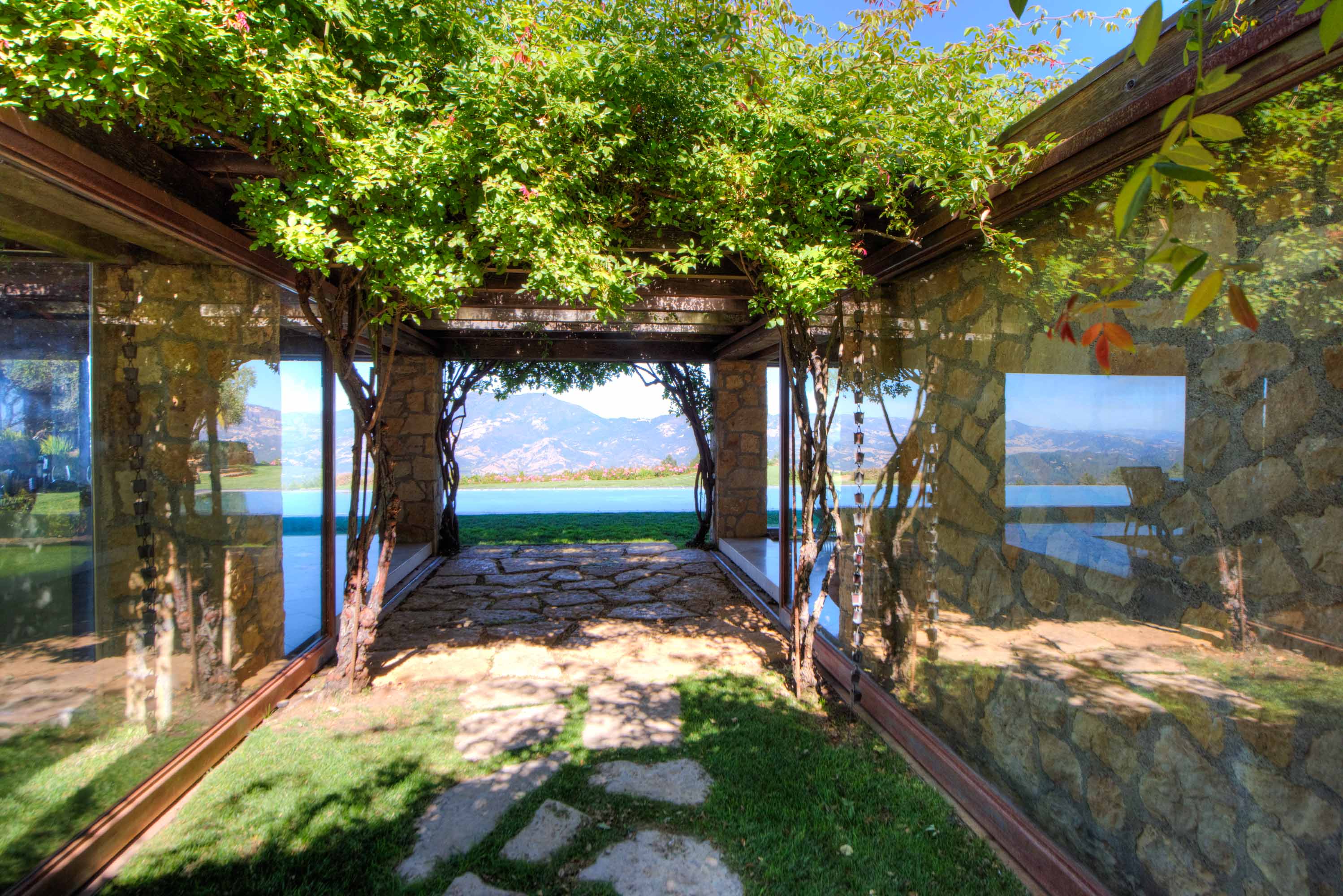 2121 Diamond Mountain Road
