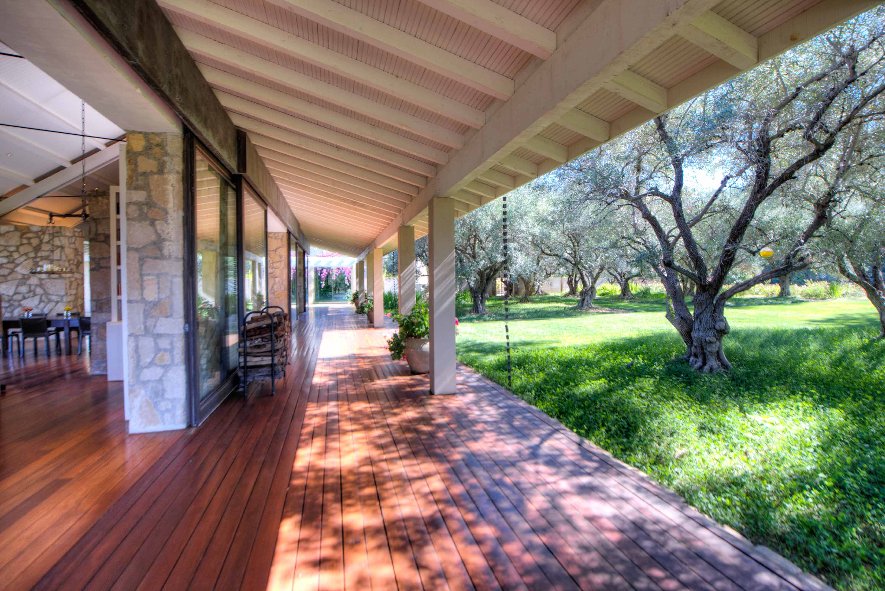 2121 Diamond Mountain Road
