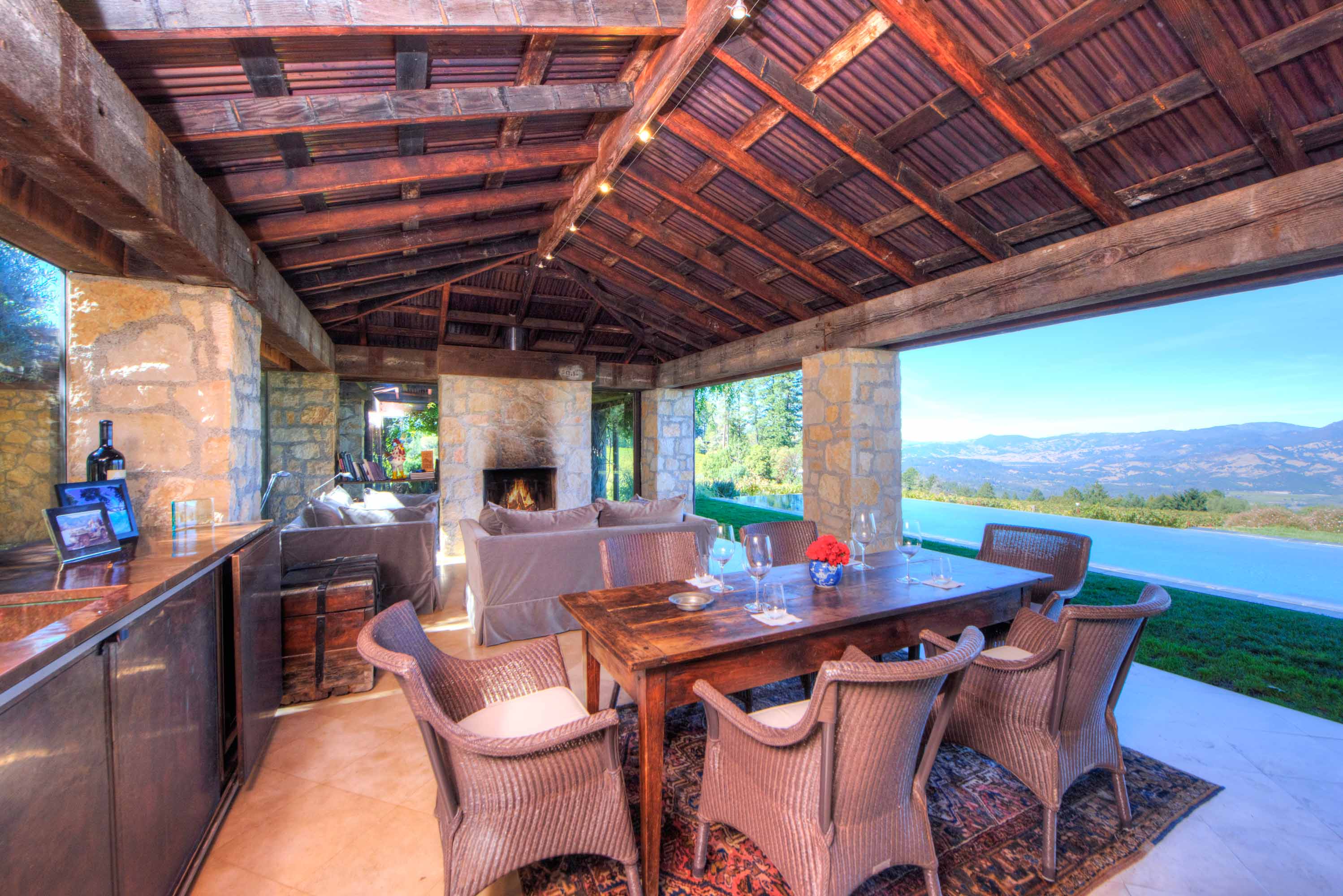 2121 Diamond Mountain Road