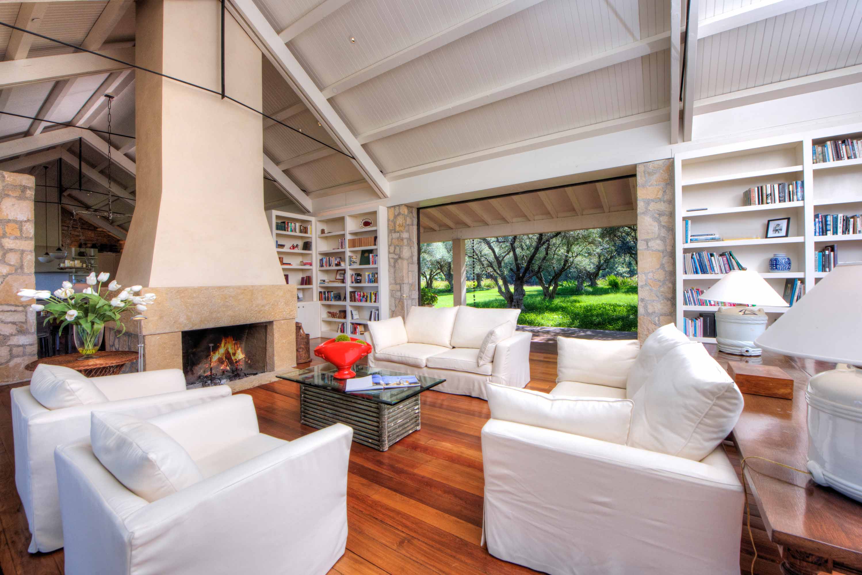 2121 Diamond Mountain Road