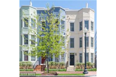 1114 3rd Street SE