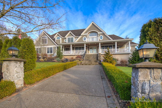 17860 Crestline