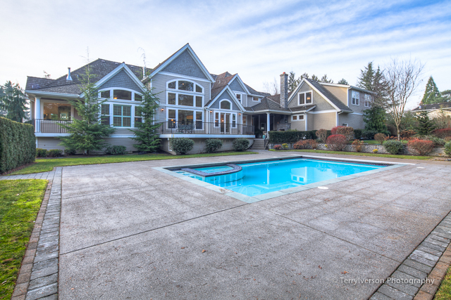 17860 Crestline